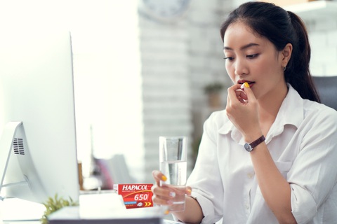 Bình tĩnh xử trí cơn sốt giữa dịch COVID-19 - Ảnh 1. Bình tĩnh xử trí cơn sốt giữa dịch COVID-19 - Ảnh 1.