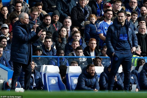 Chelsea - Tottenham 2-1: Mourinho lại bại trận trước học trò Lampard - Ảnh 3. Chelsea - Tottenham 2-1: Mourinho lại bại trận trước học trò Lampard - Ảnh 3.