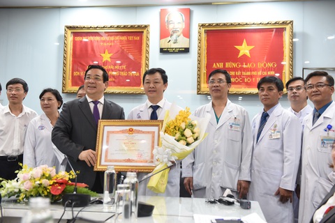 Nhật ký chống dịch COVID-19 của bác sĩ Việt Nam: Cú sốc chiều giáp tết - Ảnh 2. Nhật ký chống dịch COVID-19 của bác sĩ Việt Nam: Cú sốc chiều giáp tết - Ảnh 2.