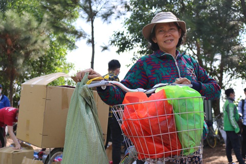 Ông Minh cô đơn: Cho đi là còn mãi - Ảnh 4. Ông Minh cô đơn: Cho đi là còn mãi - Ảnh 4.