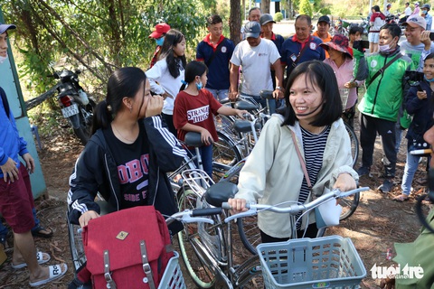 Ông Minh cô đơn: Cho đi là còn mãi - Ảnh 1. Ông Minh cô đơn: Cho đi là còn mãi - Ảnh 1.