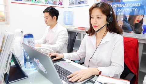 Đội ngũ tư vấn uy tín tham gia chương trình Tư vấn tuyển sinh trực tuyến của UEF - Ảnh 2. Đội ngũ tư vấn uy tín tham gia chương trình Tư vấn tuyển sinh trực tuyến của UEF - Ảnh 2.