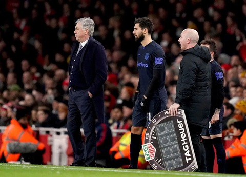 Bốn tháng sau khi bị Son Heung Min đốn gãy chân, Andre Gomes đã trở lại - Ảnh 1. Bốn tháng sau khi bị Son Heung Min đốn gãy chân, Andre Gomes đã trở lại - Ảnh 1.