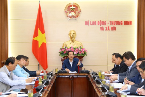 Học sinh, sinh viên trường nghề sẽ đi học lại từ ngày 2-3 - Ảnh 1. Học sinh, sinh viên trường nghề sẽ đi học lại từ ngày 2-3 - Ảnh 1.