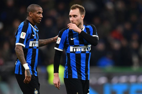 Inter Milan phải đá trên sân không khán giả ở Europa League vì dịch COVID-19 - Ảnh 1. Inter Milan phải đá trên sân không khán giả ở Europa League vì dịch COVID-19 - Ảnh 1.