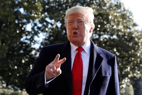 Ông Trump yêu cầu Quốc hội cấp 2,5 tỉ USD chống dịch COVID-19 - Ảnh 1. Ông Trump yêu cầu Quốc hội cấp 2,5 tỉ USD chống dịch COVID-19 - Ảnh 1.