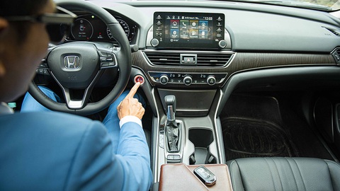 Honda Accord 2020 - Xóa bỏ quan niệm xe dành cho người trung tuổi - Ảnh 3. Honda Accord 2020 - Xóa bỏ quan niệm xe dành cho người trung tuổi - Ảnh 3.
