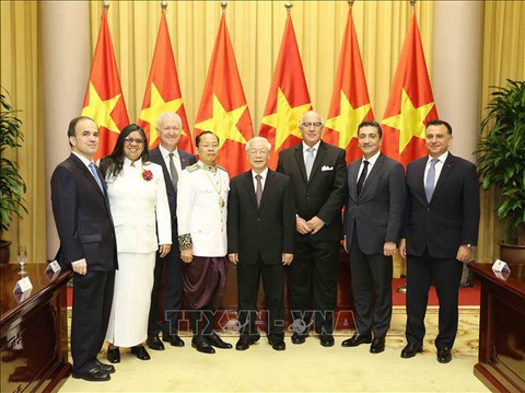 Tổng bí thư, Chủ tịch nước Nguyễn Phú Trọng tiếp các đại sứ trình quốc thư - Ảnh 1. Tổng bí thư, Chủ tịch nước Nguyễn Phú Trọng tiếp các đại sứ trình quốc thư - Ảnh 1.