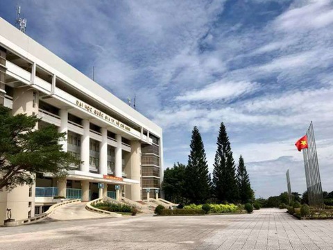 Nhiều trường đại học cho sinh viên nghỉ học vô thời hạn - Ảnh 1. Nhiều trường đại học cho sinh viên nghỉ học vô thời hạn - Ảnh 1.