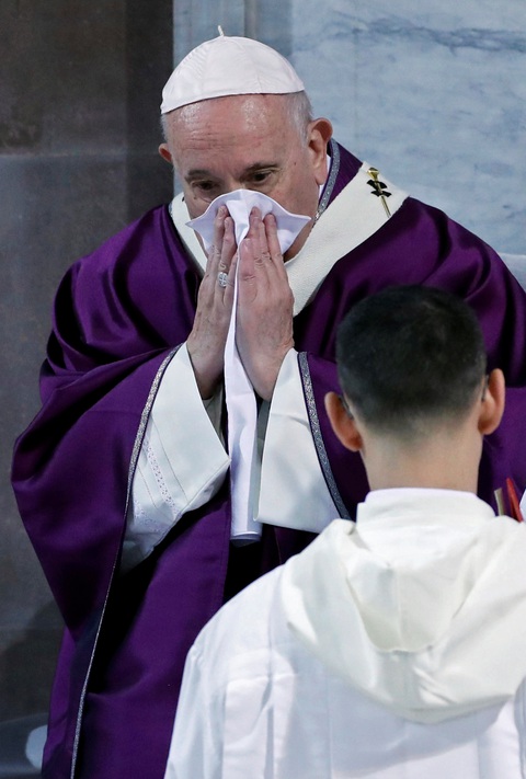 Vatican: Giáo hoàng Francis ốm nhẹ, hủy hết lịch trình làm việc - Ảnh 1. Vatican: Giáo hoàng Francis ốm nhẹ, hủy hết lịch trình làm việc - Ảnh 1.