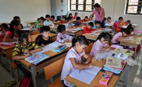 Hà Nội cho học sinh toàn thành phố nghỉ học thêm 1 tuần - Ảnh 1. Hà Nội cho học sinh toàn thành phố nghỉ học thêm 1 tuần - Ảnh 1.