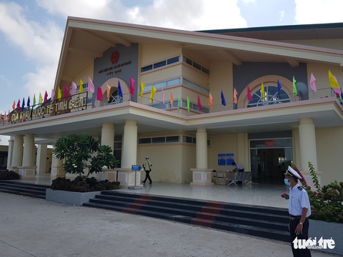 An Giang siết chặt quản lý đường biên giới với Campuchia phòng dịch corona - Ảnh 1. An Giang siết chặt quản lý đường biên giới với Campuchia phòng dịch corona - Ảnh 1.