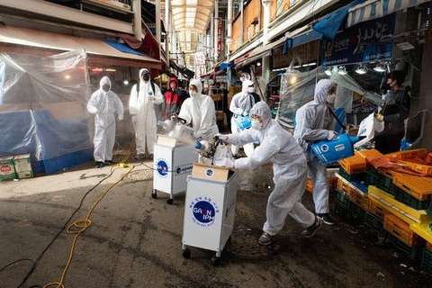 Tại sao Hàn Quốc vỡ trận với virus corona? - Ảnh 3. Tại sao Hàn Quốc vỡ trận với virus corona? - Ảnh 3.