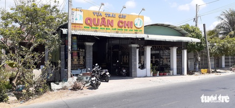 Chủ vựa trái cây báo bị trộm đột nhập vào nhà cuỗm gần 1 tỉ đồng - Ảnh 1. Chủ vựa trái cây báo bị trộm đột nhập vào nhà cuỗm gần 1 tỉ đồng - Ảnh 1.