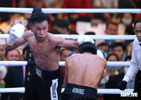 Đêm toàn thắng của quyền Anh Việt Nam tranh đai WBO châu Á - Thái Bình Dương - Ảnh 5. Đêm toàn thắng của quyền Anh Việt Nam tranh đai WBO châu Á - Thái Bình Dương - Ảnh 5.