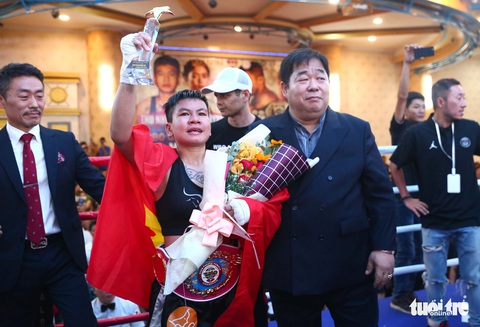 Đêm toàn thắng của quyền Anh Việt Nam tranh đai WBO châu Á - Thái Bình Dương - Ảnh 10. Đêm toàn thắng của quyền Anh Việt Nam tranh đai WBO châu Á - Thái Bình Dương - Ảnh 10.