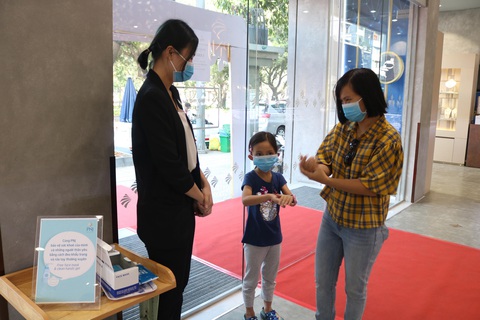 TP.HCM: Vía Thần tài cũng giảm nhiệt vì virus corona - Ảnh 3. TP.HCM: Vía Thần tài cũng giảm nhiệt vì virus corona - Ảnh 3.