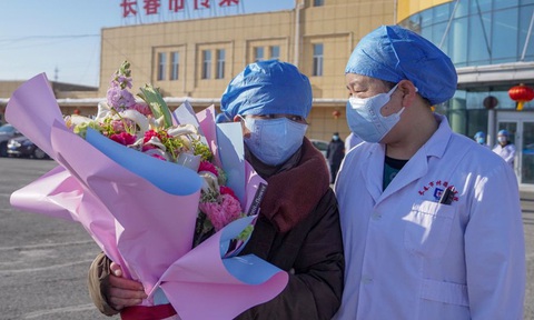 Hi vọng: Cái nóng mùa hè có thể kiềm được virus corona - Ảnh 3. Hi vọng: Cái nóng mùa hè có thể kiềm được virus corona - Ảnh 3.
