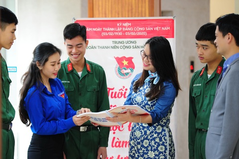 Đảng dẫn dắt dân tộc hùng mạnh và trường tồn - Ảnh 1. Đảng dẫn dắt dân tộc hùng mạnh và trường tồn - Ảnh 1.