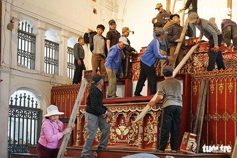 Nhà thờ Bùi Chu đang hạ giải? - Ảnh 10. Nhà thờ Bùi Chu đang hạ giải? - Ảnh 10.