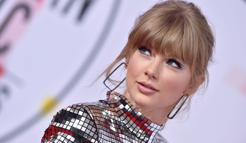 Miss Americana của Taylor Swift: thất bại cay đắng nhất và những phỉ báng nặng nề nhất - Ảnh 2. Miss Americana của Taylor Swift: thất bại cay đắng nhất và những phỉ báng nặng nề nhất - Ảnh 2.