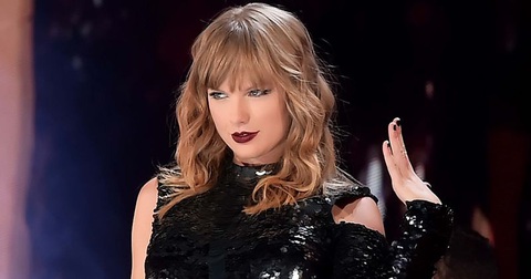 Miss Americana của Taylor Swift: thất bại cay đắng nhất và những phỉ báng nặng nề nhất - Ảnh 5. Miss Americana của Taylor Swift: thất bại cay đắng nhất và những phỉ báng nặng nề nhất - Ảnh 5.