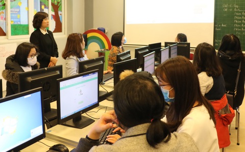 Tránh corona, học trò học qua Facebook, Zalo - Ảnh 1. Tránh corona, học trò học qua Facebook, Zalo - Ảnh 1.
