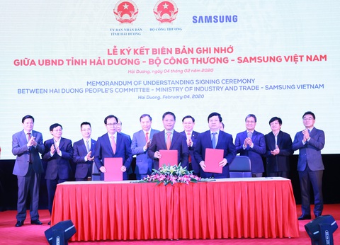 Đề nghị Samsung giúp doanh nghiệp Việt tham gia chuỗi cung ứng toàn cầu - Ảnh 1. Đề nghị Samsung giúp doanh nghiệp Việt tham gia chuỗi cung ứng toàn cầu - Ảnh 1.