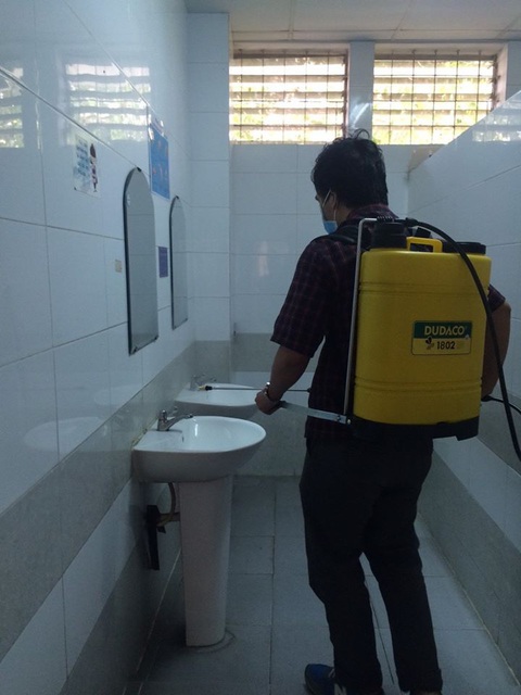 Nhiều đại học cho sinh viên nghỉ thêm 1 tuần - Ảnh 1. Nhiều đại học cho sinh viên nghỉ thêm 1 tuần - Ảnh 1.
