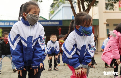 Vì sao Nghệ An, Bến Tre chưa cho học sinh nghỉ học? - Ảnh 9. Vì sao Nghệ An, Bến Tre chưa cho học sinh nghỉ học? - Ảnh 9.