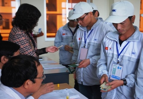 Hàn Quốc miễn xử phạt với lao động bất hợp pháp tự nguyện về nước - Ảnh 1. Hàn Quốc miễn xử phạt với lao động bất hợp pháp tự nguyện về nước - Ảnh 1.
