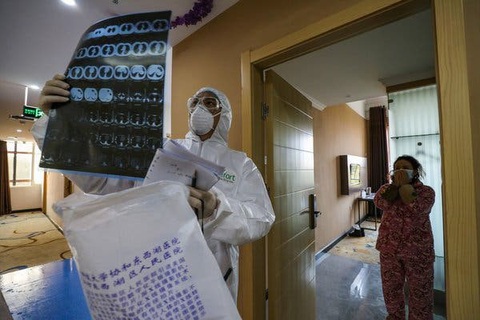 Giới khoa học lo không thể ngăn virus corona lây lan - Ảnh 1. Giới khoa học lo không thể ngăn virus corona lây lan - Ảnh 1.
