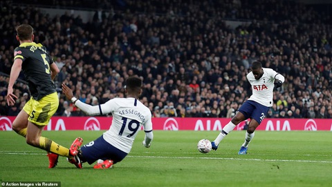 Thắng nghẹt thở Southampton, Tottenham vào vòng 5 Cúp FA - Ảnh 1. Thắng nghẹt thở Southampton, Tottenham vào vòng 5 Cúp FA - Ảnh 1.
