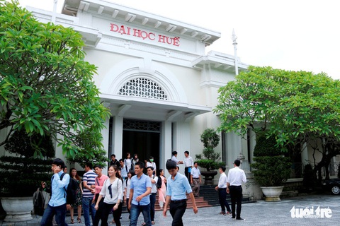 53 đại học, cao đẳng cho sinh viên nghỉ học thêm - Ảnh 3. 53 đại học, cao đẳng cho sinh viên nghỉ học thêm - Ảnh 3.