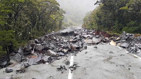 New Zealand: Hàng nghìn cư dân ở đảo Nam phải đi sơ tán do ngập lụt - Ảnh 1. New Zealand: Hàng nghìn cư dân ở đảo Nam phải đi sơ tán do ngập lụt - Ảnh 1.