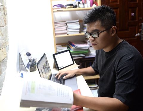 Tập huấn giáo viên dạy trực tuyến cho học sinh - Ảnh 4. Tập huấn giáo viên dạy trực tuyến cho học sinh - Ảnh 4.