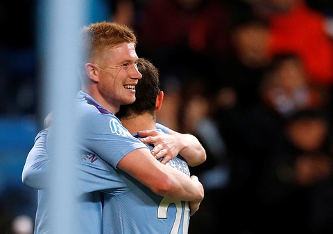 Ai yêu bóng đá, cũng mê De Bruyne - Ảnh 1. Ai yêu bóng đá, cũng mê De Bruyne - Ảnh 1.