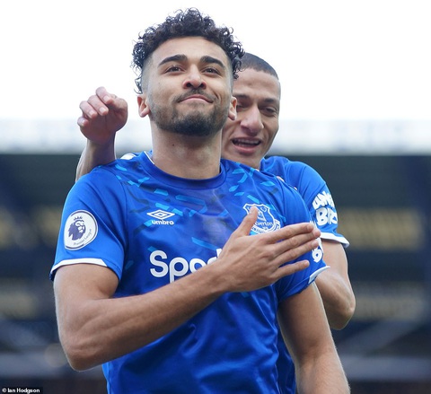 VAR giải cứu Man Utd khỏi thất bại trước Everton - Ảnh 1. VAR giải cứu Man Utd khỏi thất bại trước Everton - Ảnh 1.