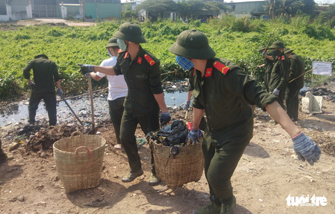 Cải tạo lưới điện, tuyên truyền phòng chống cháy nổ cho bà con - Ảnh 2. Cải tạo lưới điện, tuyên truyền phòng chống cháy nổ cho bà con - Ảnh 2.