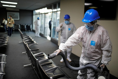 Nhân viên dính COVID-19, WTO lo phòng dịch - Ảnh 1. Nhân viên dính COVID-19, WTO lo phòng dịch - Ảnh 1.