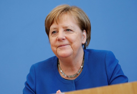Bà Merkel bị tố gây hoảng loạn vì nói 70% dân sẽ nhiễm virus corona - Ảnh 1. Bà Merkel bị tố gây hoảng loạn vì nói 70% dân sẽ nhiễm virus corona - Ảnh 1.