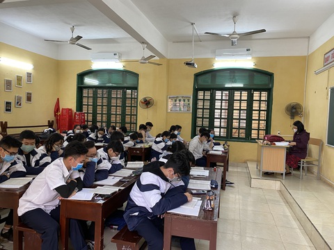 Bộ GD-ĐT: Có thể điều chỉnh tiếp thời gian năm học, lịch thi THPT - Ảnh 1. Bộ GD-ĐT: Có thể điều chỉnh tiếp thời gian năm học, lịch thi THPT - Ảnh 1.