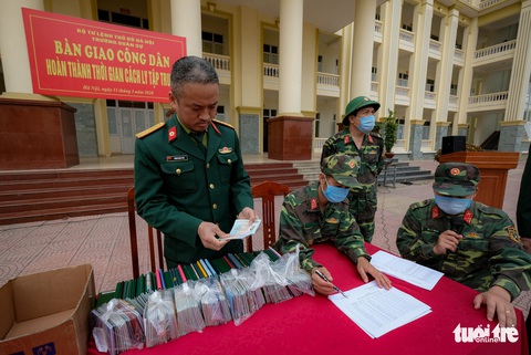 Cảm ơn bộ đội đã chăm sóc, chở che những ngày cách ly - Ảnh 5. Cảm ơn bộ đội đã chăm sóc, chở che những ngày cách ly - Ảnh 5.