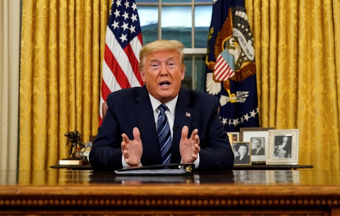 Ông Trump cấm đi lại từ châu Âu một tháng - Ảnh 1. Ông Trump cấm đi lại từ châu Âu một tháng - Ảnh 1.