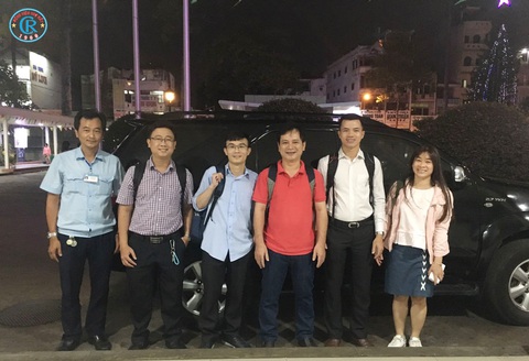Bác sĩ Chợ Rẫy lên đường trong đêm, chi viện Bình Thuận chống COVID-19 - Ảnh 5. Bác sĩ Chợ Rẫy lên đường trong đêm, chi viện Bình Thuận chống COVID-19 - Ảnh 5.