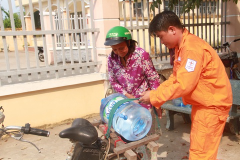 EVN SPC tăng cường cấp điện chống hạn mặn tại miền Tây Nam Bộ - Ảnh 5. EVN SPC tăng cường cấp điện chống hạn mặn tại miền Tây Nam Bộ - Ảnh 5.