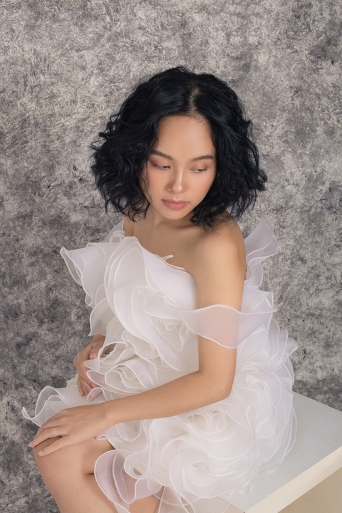 Ca sĩ Hoàng Quyên: thừa hưởng giọng hát từ mẹ, nhưng nấu ăn ngon do... ba - Ảnh 2. Ca sĩ Hoàng Quyên: thừa hưởng giọng hát từ mẹ, nhưng nấu ăn ngon do... ba - Ảnh 2.