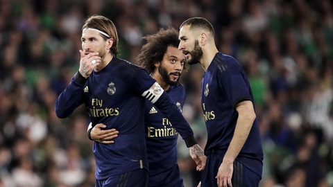 Hoãn La Liga, cách ly cầu thủ Real Madrid liên quan COVID-19 - Ảnh 1. Hoãn La Liga, cách ly cầu thủ Real Madrid liên quan COVID-19 - Ảnh 1.