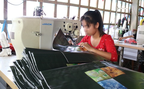 Lao động từ 15-18 tuổi: Sẽ được làm thêm giờ, làm vào ban đêm - Ảnh 1. Lao động từ 15-18 tuổi: Sẽ được làm thêm giờ, làm vào ban đêm - Ảnh 1.