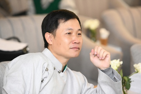 Nguyễn Quang Long - nhà khảo cổ xẩm - Ảnh 3. Nguyễn Quang Long - nhà khảo cổ xẩm - Ảnh 3.